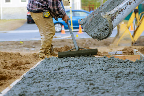Best Concrete Sidewalk Installation  in Oolitic, IN